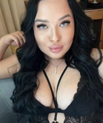 Мне есть что предложить и чем удивить тебя. Встреча со мной станет настоящим притяжением, где эмоции и наслаждение не будет знать границ. Я опытная и знающая в сексе, так что ты останешься довольным по полной программе. Забудь обо всем и погрузись в мир удовольствия со мной. А еще у меня есть отличные отзывы и фото в профиле – уверяю, я еще сексуальнее и красивее в реальной жизни.
И не забудь, что я живу в Москве. Так что, давай скорее встретимся и растворимся в нашей страсти. 💋🔥 2567, 23 года